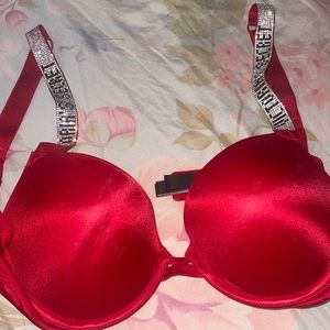 Victoria’s Secret Very Sexy Shine Strap Push-Up Bra